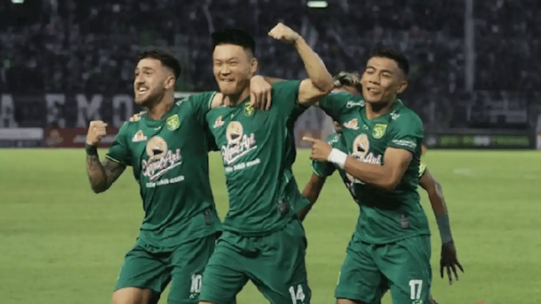 Persebaya Surabaya vs RANS Nusantara FC