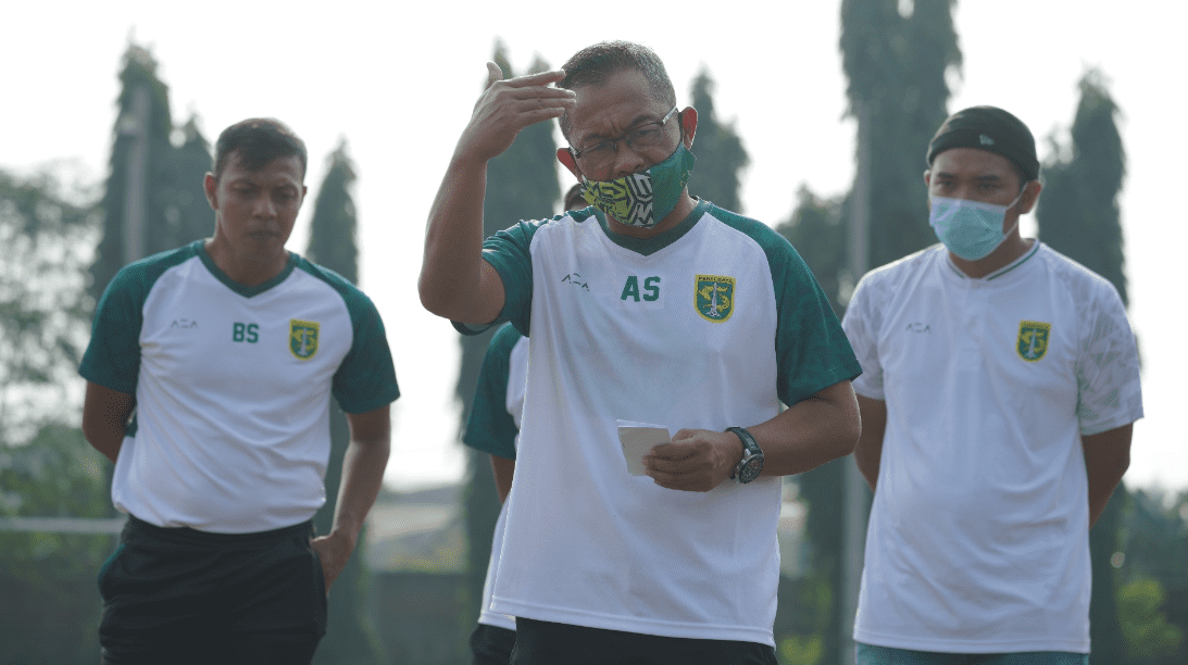 Aji Santoso Cerita Kejamnya Liga 1 Terhadap Pelatih