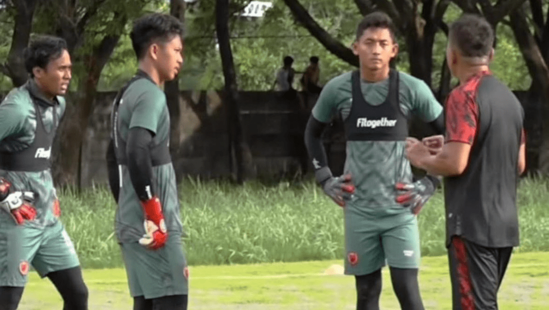 PSM Memanas vs Persis, Bernardo Pimpin Latihan