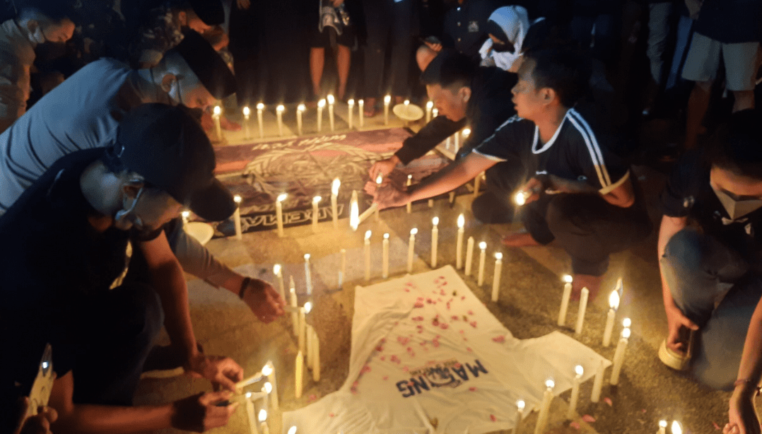 Persik Doakan Korban Tragedi Stadion Kanjuruhan