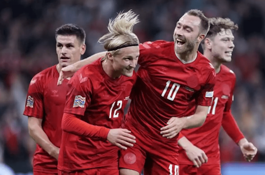 Pelatih Denmark Ingin Pemain Fokus Sepak Bola