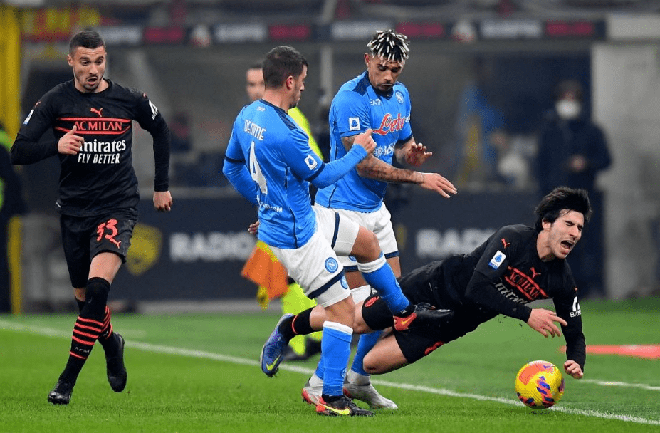 Bursa Transfer Memanas, AC Milan-Napoli Saling Bentrok
