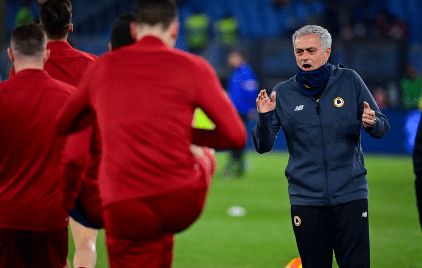 Frustrasi di Roma, Mourinho Ingin KEMBALI KE Chelsea