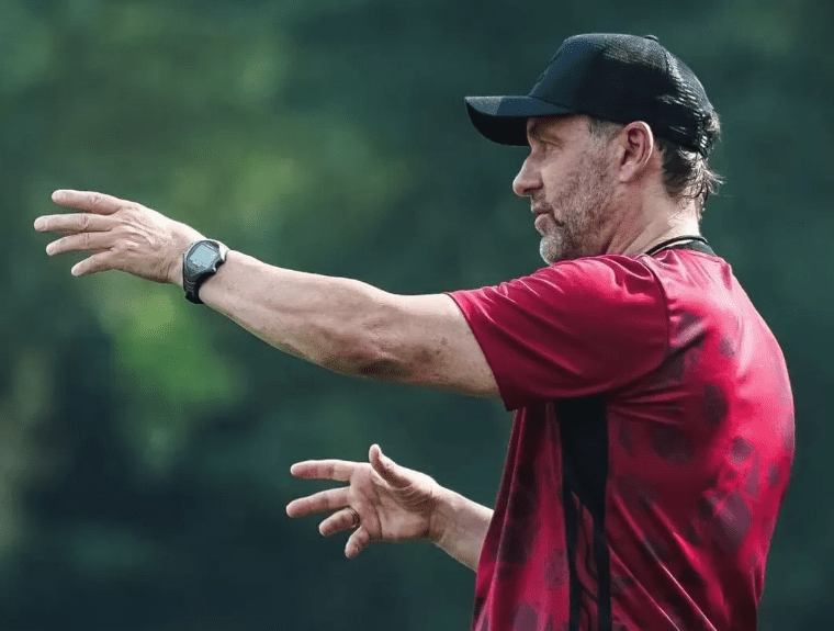 Pelatih Kiper Persija Jakarta Divonis Satu Tahun