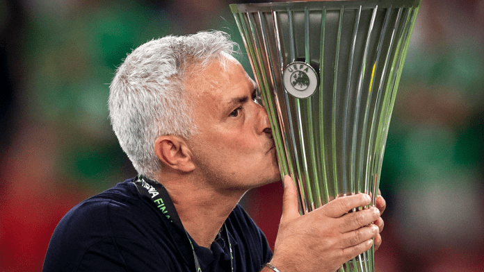 Jose Mourinho Jumawa AS Roma Sudah Juara Liga Europa Jelang Laga Kontra Bayer Leverkusen