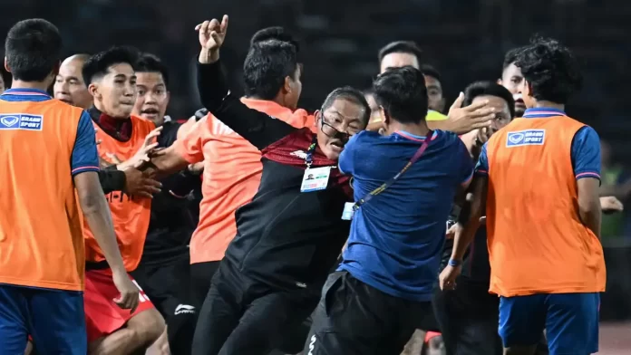 Buntut Insiden Pemukulan Timnas Indonesia U-22 di Final SEA Games 2023, Ofisial Thailand Nangis Minta Maaf