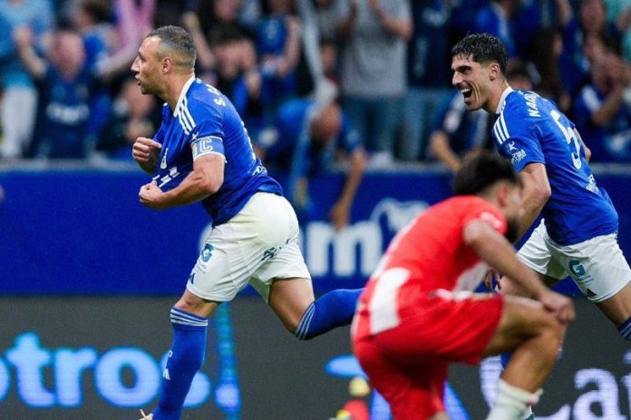 Santi Cazorla Real Oviedo
