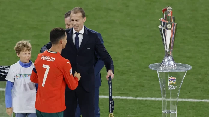 ronaldo juara uefa