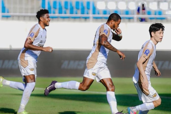 hasil arema dewa united