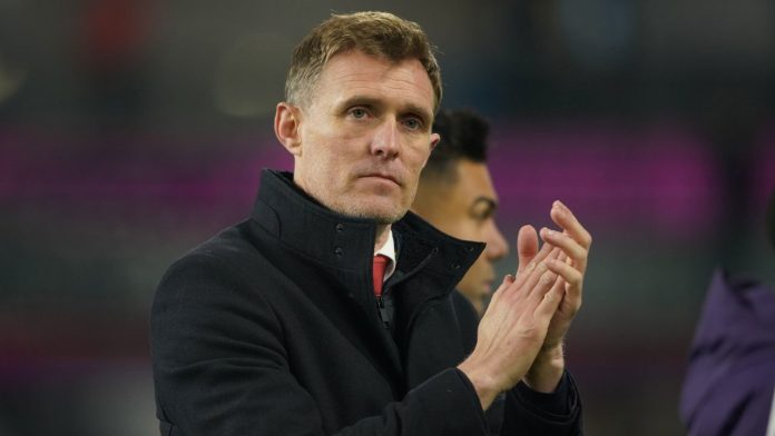 penyesuaian taktik manchester united