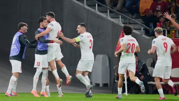 Turki vs Rumania Turki vs Rumania