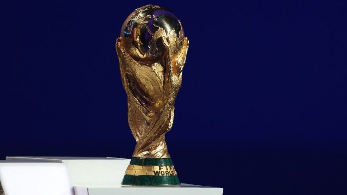 pemain tertua piala dunia
