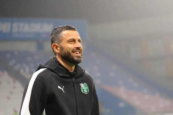 Fiorentina Resmi Angkat Fabio Grosso sebagai Pelatih Kepala Baru Klub Serie A Fiorentina Resmi Angkat Fabio Grosso sebagai Pelatih Kepala Baru Klub Serie A