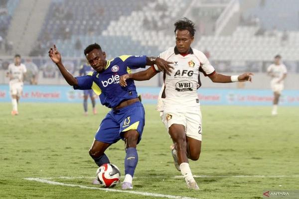 Kontrak Tidak Diperpanjang, Samuel Balinsa Resmi Berpisah dengan Arema FC Kontrak Tidak Diperpanjang, Samuel Balinsa Resmi Berpisah dengan Arema FC