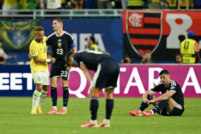 Pelatih Skotlandia Kecewa Timnya Beri Gol Mudah kepada Brasil lewat Kesalahan Sendiri
