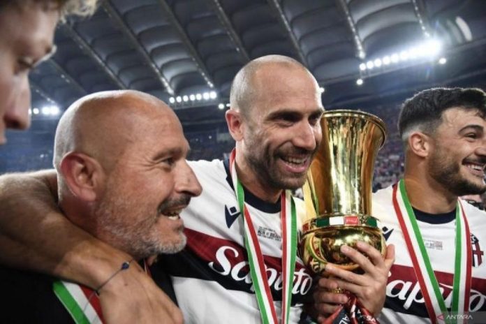 Vincenzo Italiano ditunjuk menjadi pelatih baru Besiktas, klub asal Turki Vincenzo Italiano ditunjuk menjadi pelatih baru Besiktas, klub asal Turki