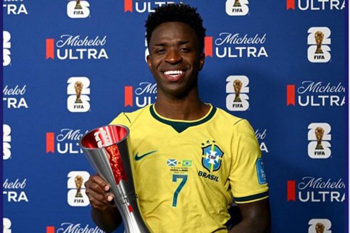 Carlo Ancelotti Mengaku Terkesan dengan Performa Vinicius Junior di Lapangan
