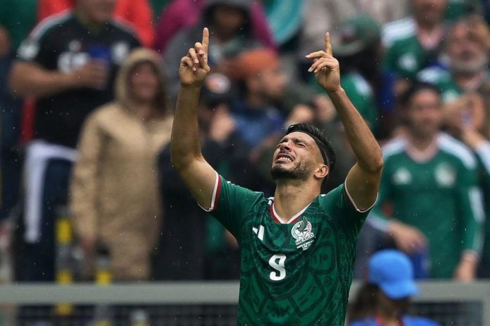 Momen emosional Raul Jimenez: air mata yang jadi sorotan dunia sepak bola Momen emosional Raul Jimenez: air mata yang jadi sorotan dunia sepak bola