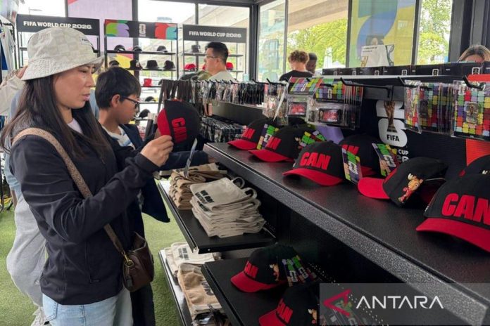 Piala Dunia di Vancouver: Pengunjung Memburu Jersi dan Cendera Mata Resmi