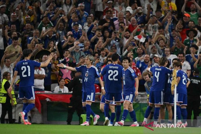 Timnas Jepang Kalahkan Tunisia 4-0, Dominasi Laga dengan Empat Gol Tanpa Balas Timnas Jepang Kalahkan Tunisia 4-0, Dominasi Laga dengan Empat Gol Tanpa Balas