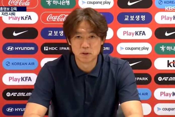 Hong Myung-bo Tinggalkan Kursi Pelatih Timnas Korea Selatan Usai Gagal Tembus 32 Besar