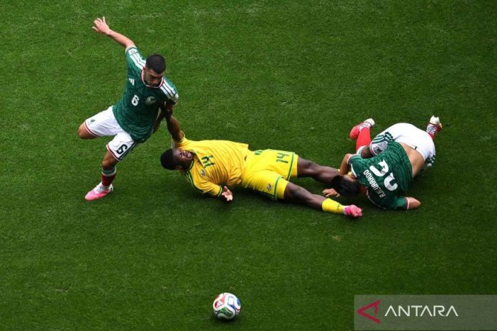 Meksiko menang 2-0 atas Afrika Selatan pada laga pembuka Piala Dunia 2026 Meksiko menang 2-0 atas Afrika Selatan pada laga pembuka Piala Dunia 2026