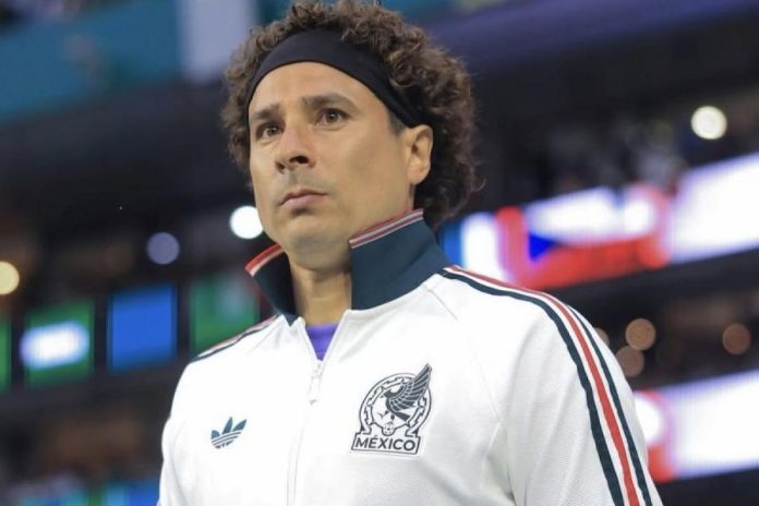Kiper Veteran Guillermo Ochoa Pensiun, Akhiri Karier Panjang di Dunia Sepak Bola