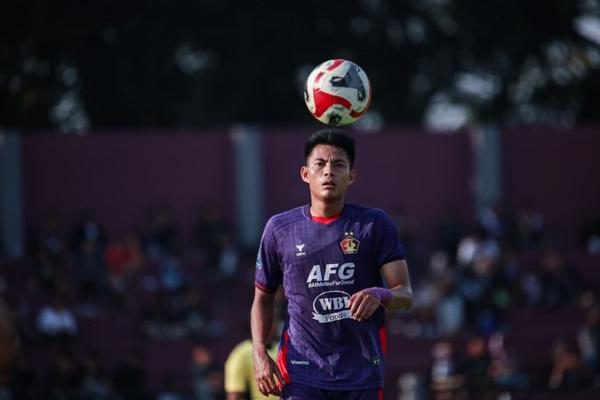Persik Kediri Resmi Berpisah dengan Vava Mario Yagalo Setelah Enam Musim Bersama Persik Kediri Resmi Berpisah dengan Vava Mario Yagalo Setelah Enam Musim Bersama