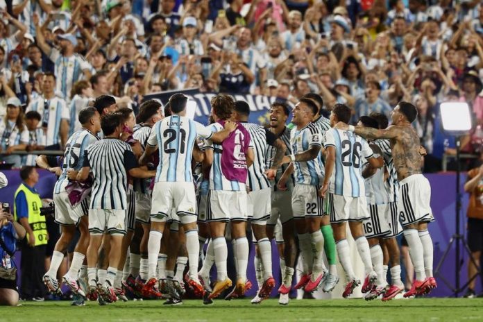 Lionel Scaloni nilai Swiss menjadi lawan yang menyulitkan Argentina di laga tersebut Lionel Scaloni nilai Swiss menjadi lawan yang menyulitkan Argentina di laga tersebut
