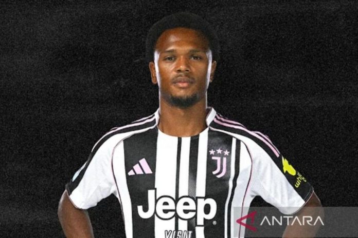 Juventus melepas Lois Openda dengan status pinjaman ke Lyon, klub Liga Prancis