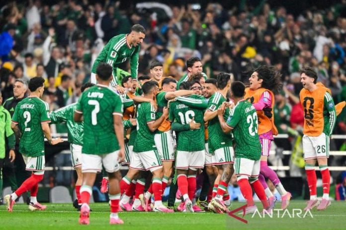 Meksiko melaju ke babak 16 besar usai menyingkirkan Ekuador dengan skor 2-0