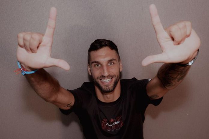 Persija Resmi Datangkan Denis Kolinger untuk Memperkuat Lini Pertahanan